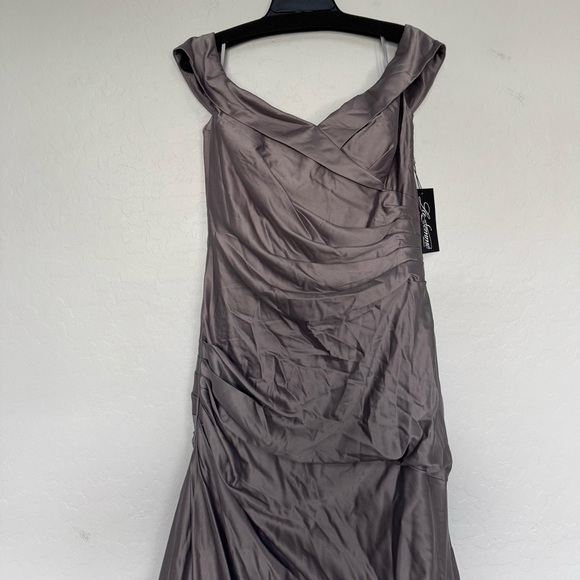 La Femme Off the Shoulder Satin Evening Dress with Pleating size 10 NWT - Picture 4 of 13